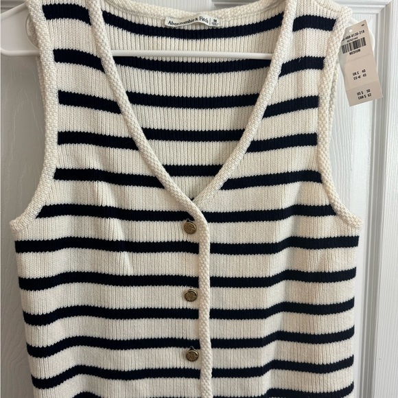 Abercrombie & Fitch Med. Mara Vest Navy and White Striped Knit Top - Picture 3 of 5